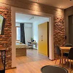 Home 12